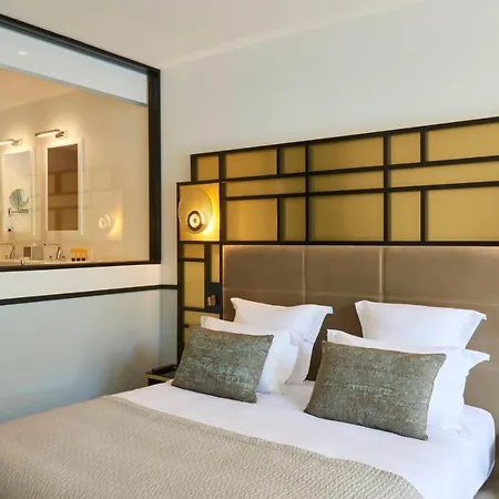 Hotel Les Roches Blanches 5*